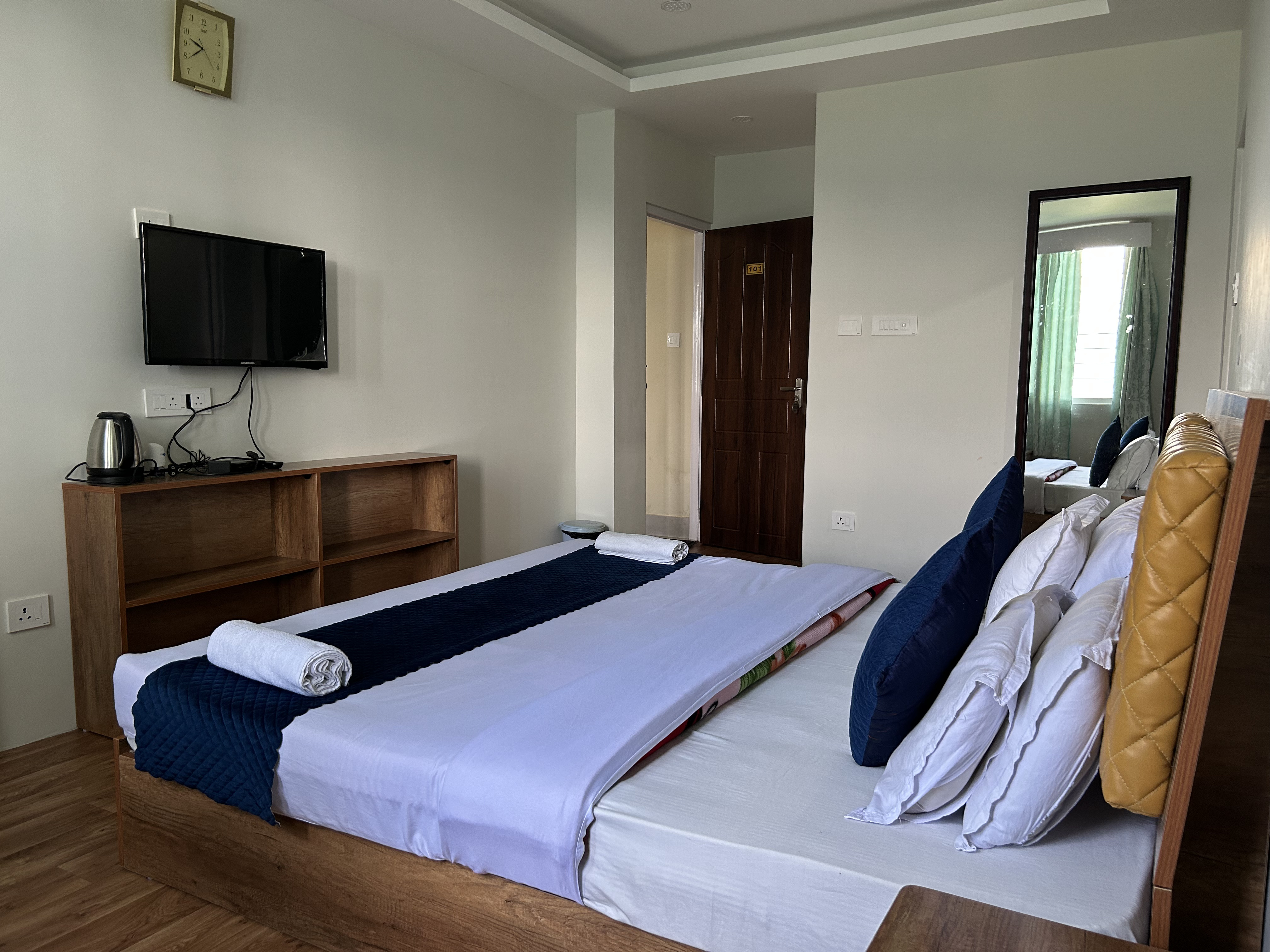 Room Slide 1